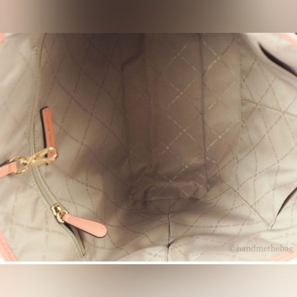 Michael Khors Jet Set Travel Medium Caryall Tote - Picture 7 of 7